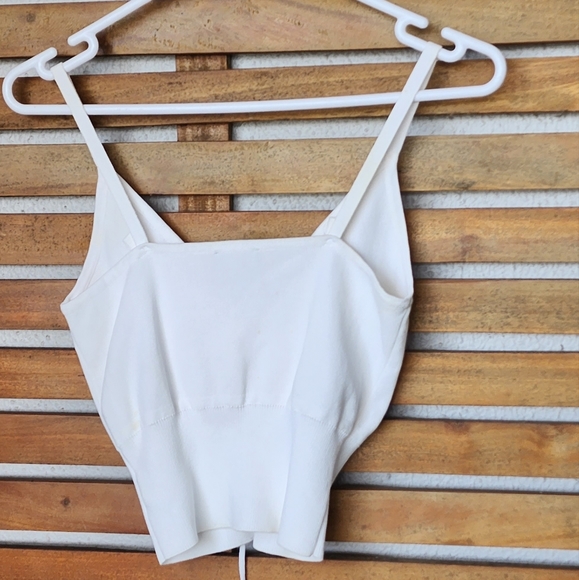 LIKE NEW Y2K BARDOT womans size 10 white stretch knit singlet - Picture 3 of 6